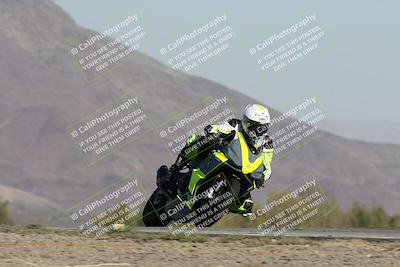 media/Dec-01-2025-Moto Forza (Mon) [[2daa91e15f]]/2-Intermediate Group/Session 2 Turn 9 Entry/